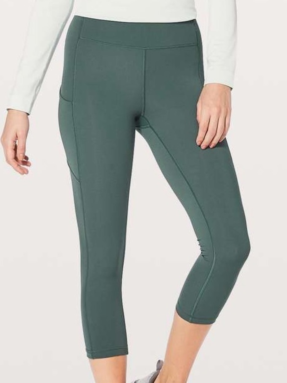 Lululemon Speed Up Crop 21"
Teal Shadow